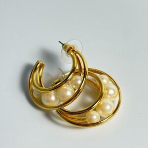 Earrings Gold Tone Hoop Captive Pearl Crescent‎ Moon Wedding Gorgeous